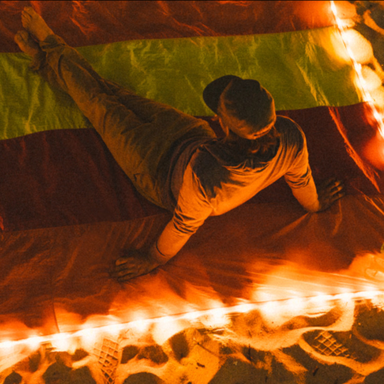 ENO Islander LED Blanket